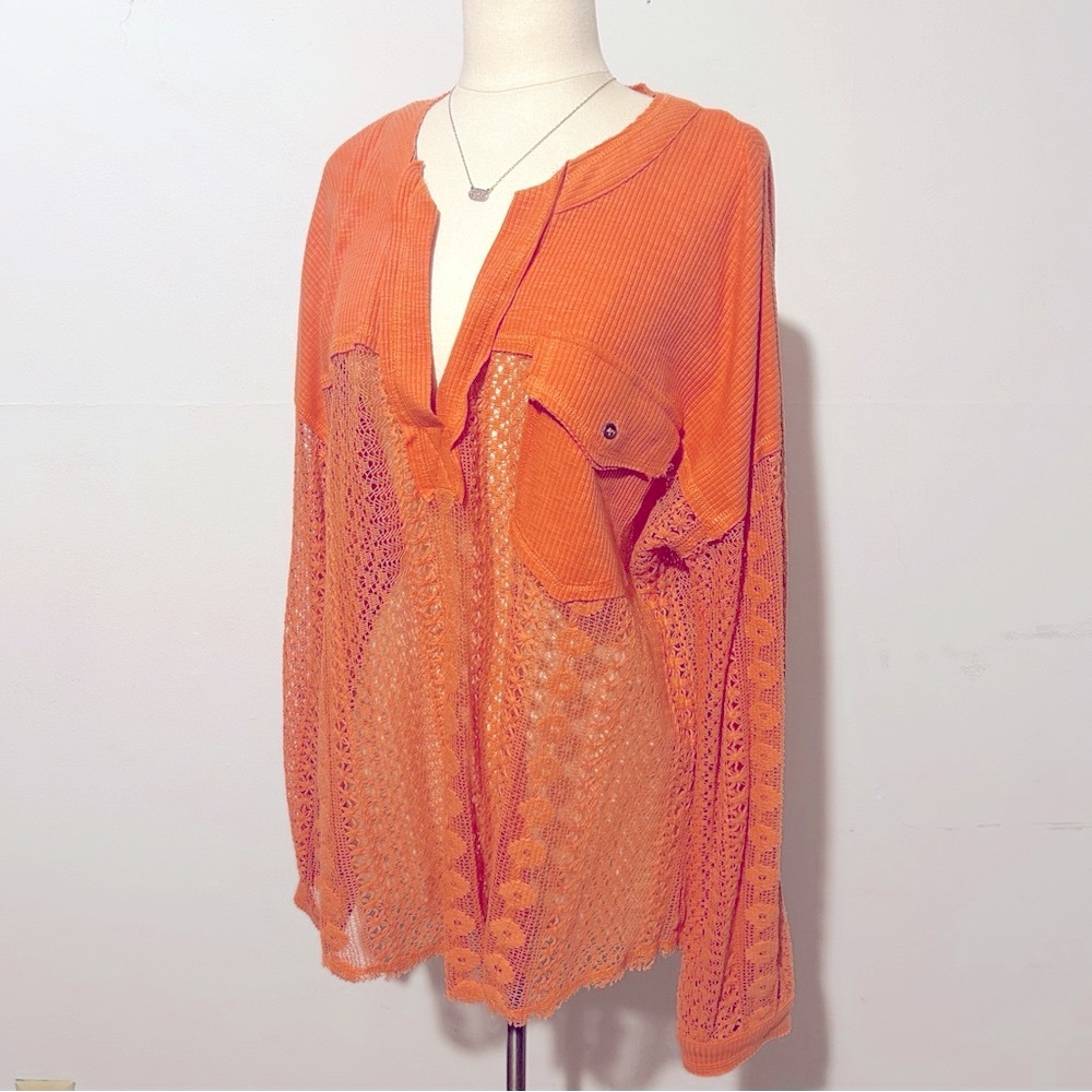 Daytrip Crochet Pieced Floral Orange Knit Top NEW - Picture 3 of 5